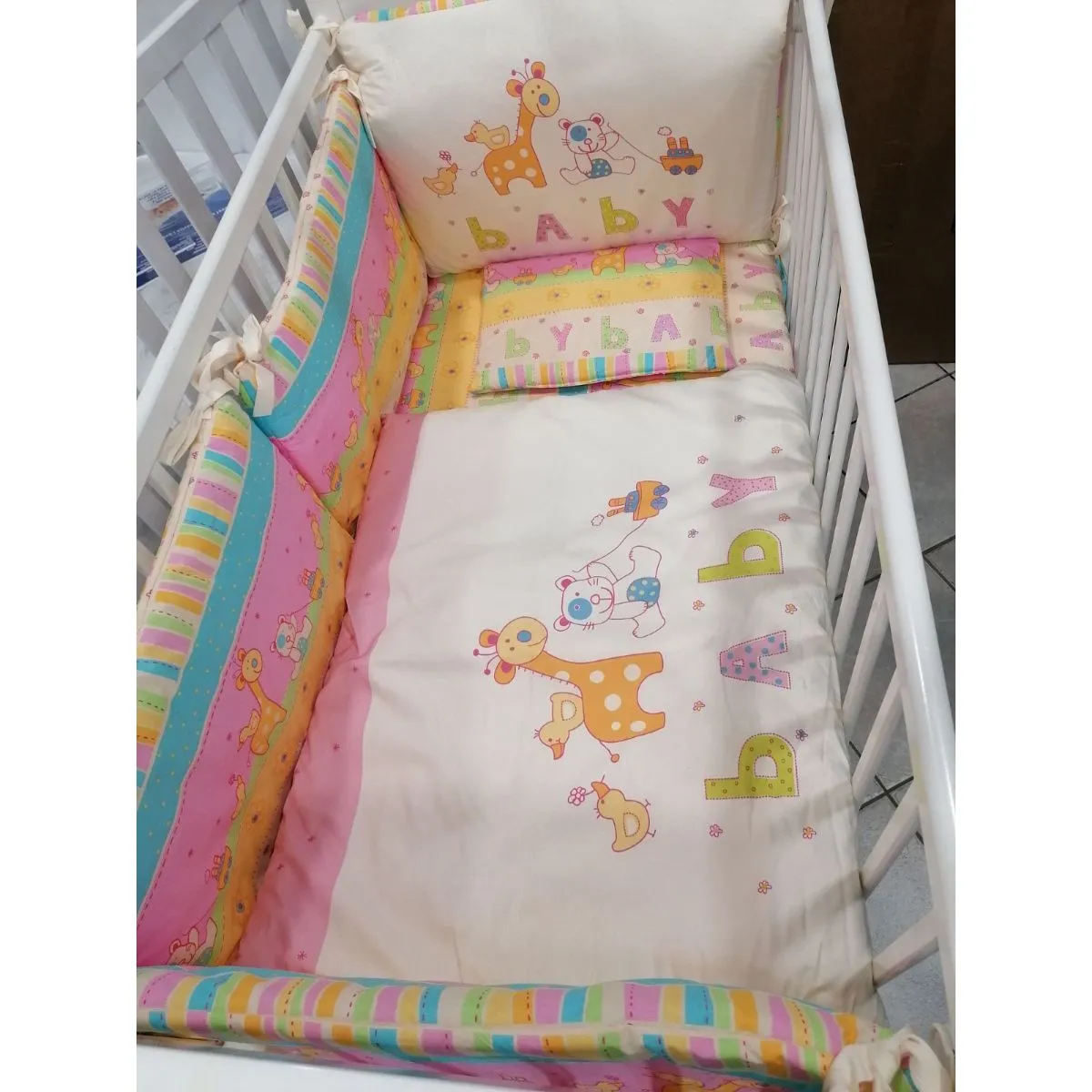 BEZ RASPOREDA PO BRENDOVIMA BEBI POSTELJINA ZIRAFICA 900125 