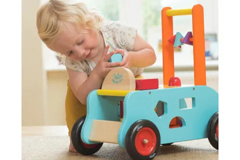 Edukativne igračke koje potiču intelektualne i motoričke vještine