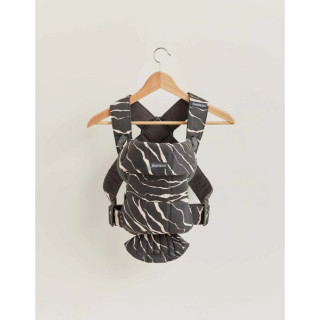 BABYBJORN BEBI NOSILJKA MINI ANTHRACITE/LANDSCAPE PRINT 021027 