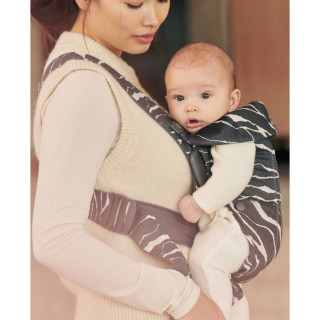 BABYBJORN BEBI NOSILJKA MINI ANTHRACITE/LANDSCAPE PRINT 021027 