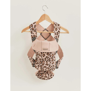 Baby Bjorn KENGUR NOSILJKA MINI BEIGE/LEOPARD 021075 