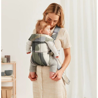 BABYBJORN BEBI NOSILJKA MINI COTTON PUZZEL 021039 