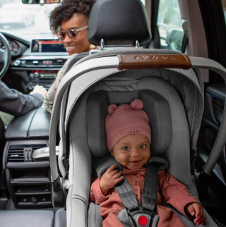 NUNA BAZA ZA AUTOSJEDALICU PIPA NEXT BLACK 04 118425-IF10204ACSGL 