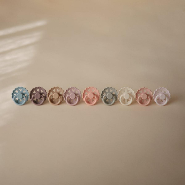 FRIGG DUDA WHITE LILAC/PRETTY IN PEACH THE SNOW QUEEN/THE PRINCESS AND THE PEA SIZE 1 100157 