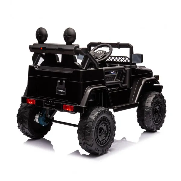 CHIPOLINO AUTO NA AKUMULATOR TOYOTA FJ CRUISER BLACK ELJTFJ251BK 