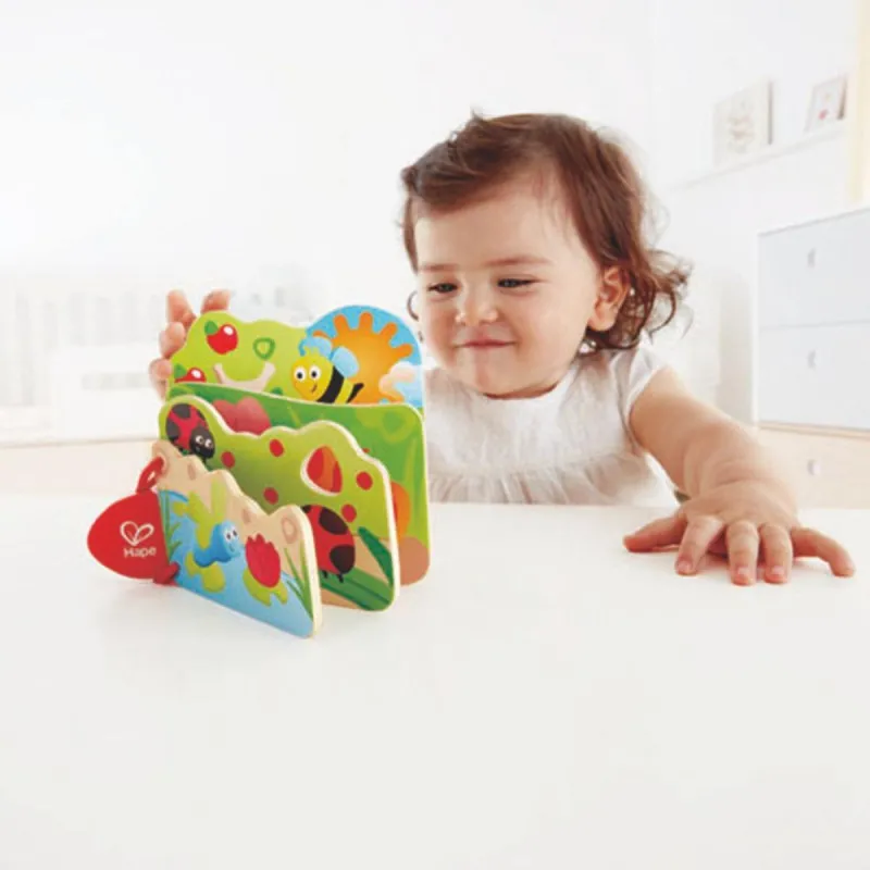 HAPE DRVENA EDUKATIVNA KNJIGA E0043