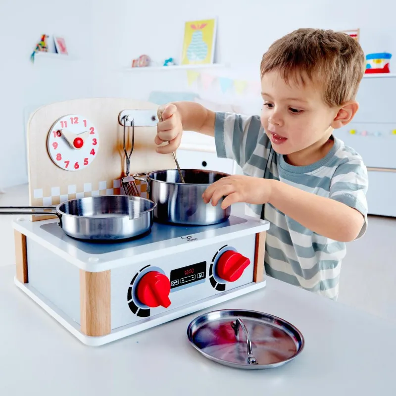 HAPE DRVENI SPORET+METALNO POSUDJE E3151