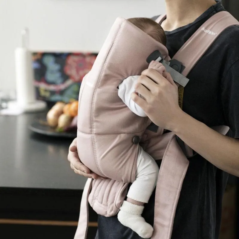 BABYBJORN BEBI NOSILJKA MINI DUSTY OINK 021114 