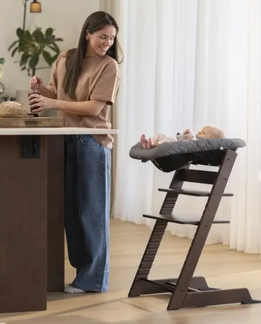 STOKKE STOLICA ZA HRANJENJE TRIPP TRAPP I BABY SET 6+ OAK WARM BROWN 495206