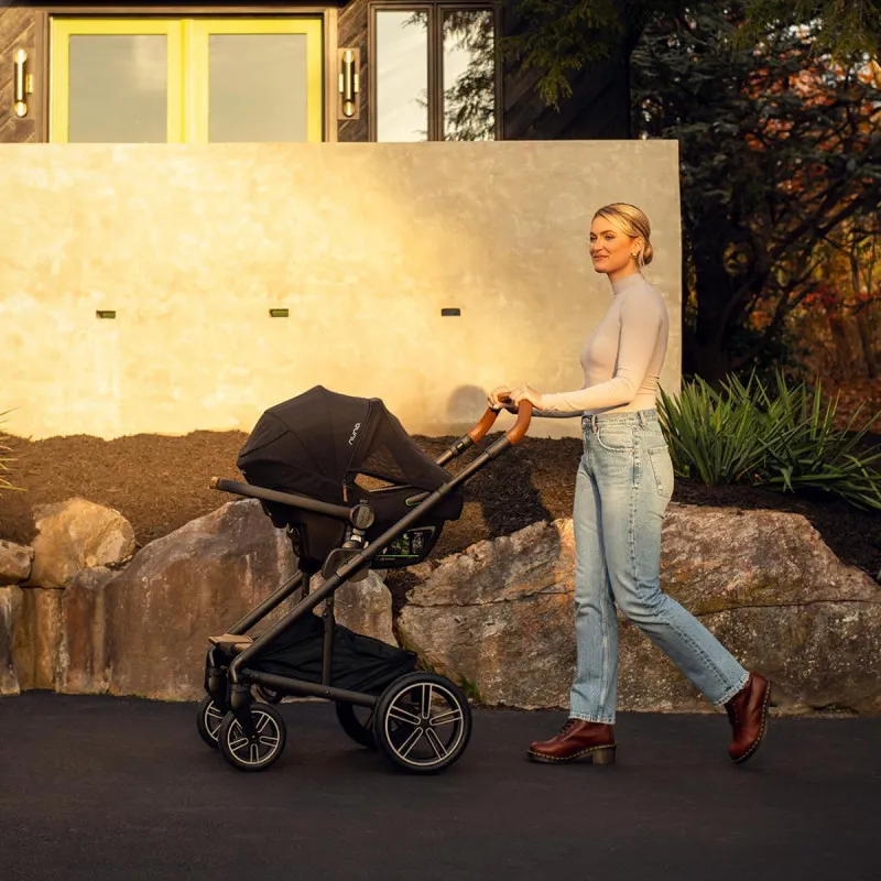NUNA AUTOSJEDALICA PIPA NEXT I-SIZE CHESTNUT 160958-CS10218CHEGL