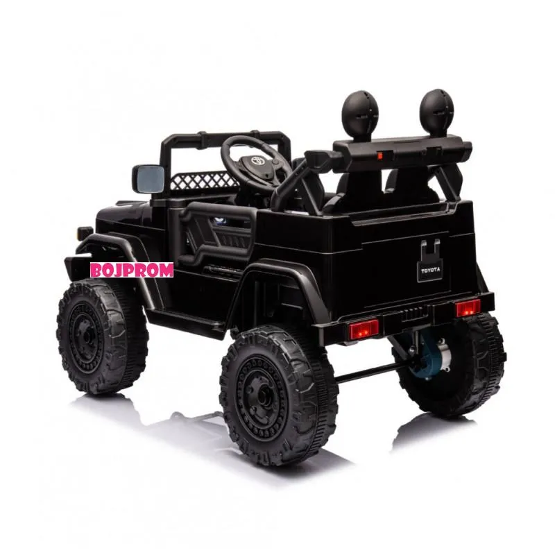 CHIPOLINO AUTO NA AKUMULATOR TOYOTA FJ CRUISER BLACK ELJTFJ251BK 