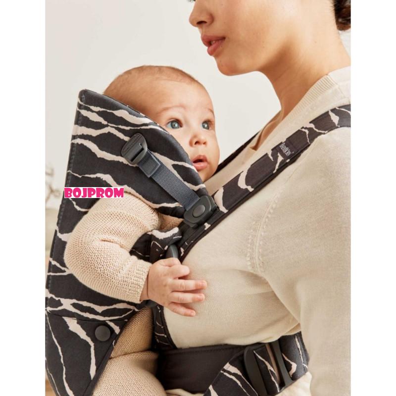 BABYBJORN BEBI NOSILJKA MINI ANTHRACITE/LANDSCAPE PRINT 021027 